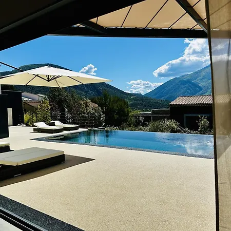 Romy Face Au Ventoux Piscine Et Mollans-sur-Ouveze